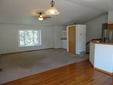 2378 Hillside Dr, Sturgis, SD 57785 photo 4