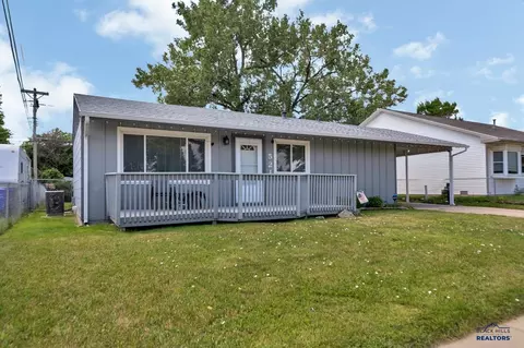 521 E Waterloo, Rapid City, SD 57701 photo 1