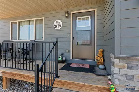 3809 Ward Ave, Spearfish, SD 57783 photo 2