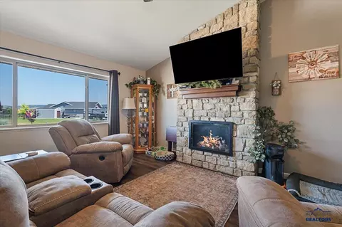 3809 Ward Ave, Spearfish, SD 57783 photo 3