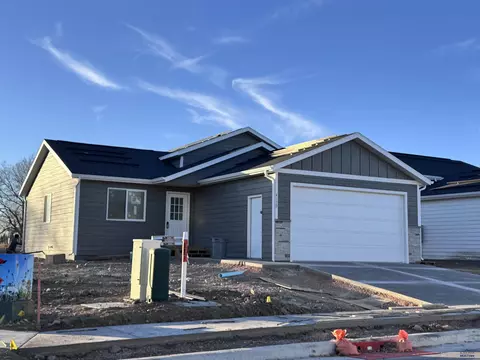 4179 Haralson Ln, Rapid City, SD 57703