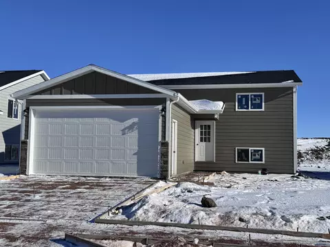 4096 Haralson Ln, Rapid City, SD 57703