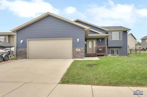115 Eli Dr, Rapid City, SD 57701