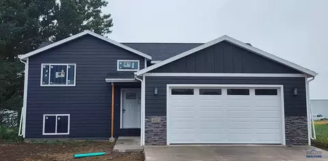 4083 Altor Ct, Rapid City, SD 57703