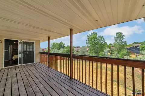 1051 Pennington, Rapid City, SD 57703