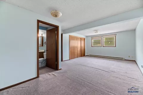 919 Park Dr, Belle Fourche, SD 57717 photo 17