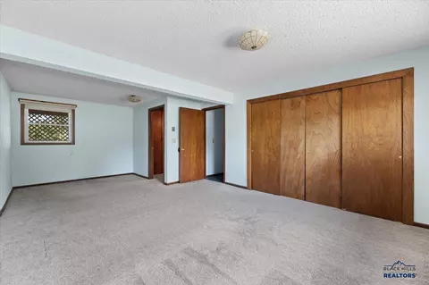 919 Park Dr, Belle Fourche, SD 57717 photo 18