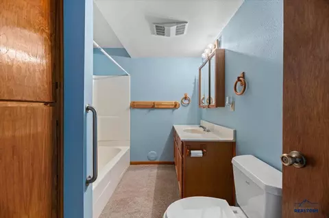 919 Park Dr, Belle Fourche, SD 57717 photo 19