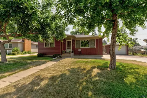 124 Stanley Ct, Rapid City, SD 57702