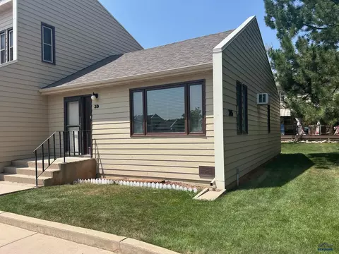 215 S Canyon Rd # 2D, Rapid City, SD 57702
