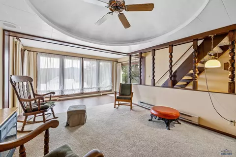 630 Lincoln, Custer, SD 57730 photo 14