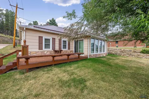 630 Lincoln, Custer, SD 57730