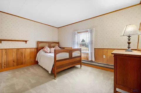 630 Lincoln, Custer, SD 57730 photo 17
