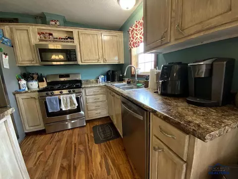 809 Cornell Ave, Newell, SD 57760 photo 4