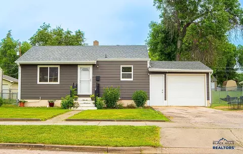 222 E St Anne, Rapid City, SD 57701