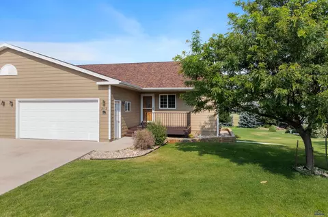 2112 Windmill Dr, Spearfish, SD 57783 photo 2