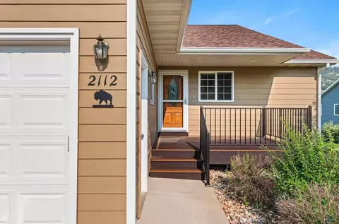 2112 Windmill Dr, Spearfish, SD 57783