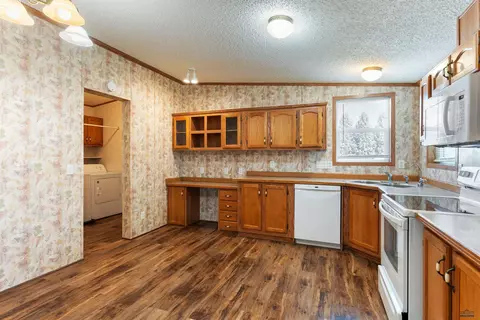1107 Crow Peak Ln, Spearfish, SD 57783 photo 17