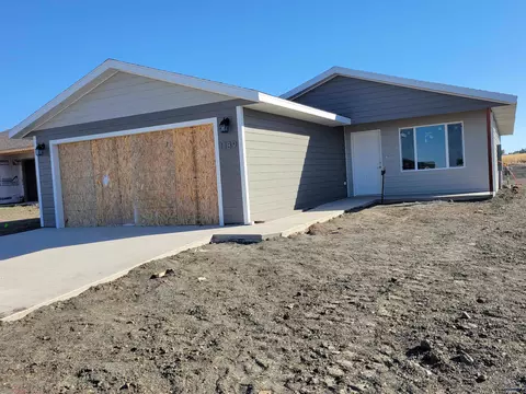 1139 Cobalt Dr, Rapid City, SD 57701