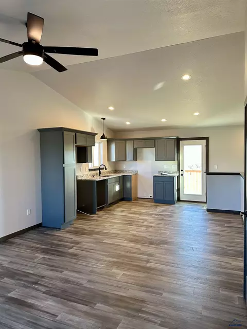 Kitchen - 586 Denali Dr, Box Elder, SD 57719 photo 1 of 4