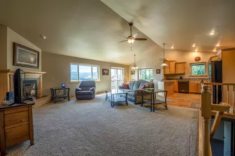 2501 Chokecherry Cir, Spearfish, SD 57783 photo 6