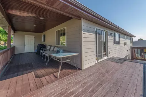 2501 Chokecherry Cir, Spearfish, SD 57783 photo 5
