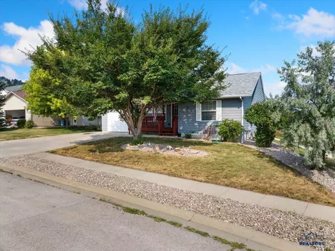 677 Yukon Way, Whitewood, SD 57793