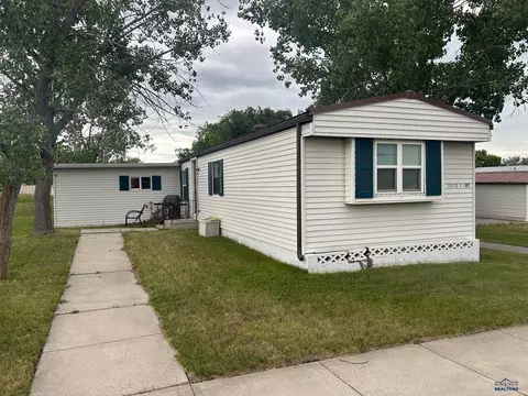 100 S C Ave, New Underwood, SD 57761