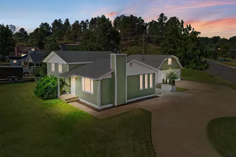3001 Chapel Ln, Rapid City, SD 57702