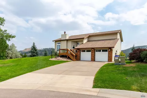 4778 Ridgecrest Ct, Rapid City, SD 57702