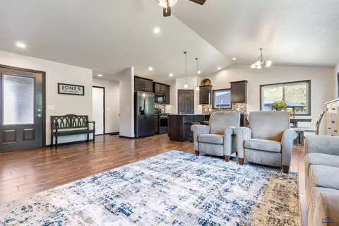14348 Wolf Creek Ct, Summerset, SD 57769 photo 8