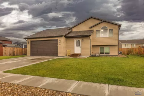 652 Liberty Park Dr, Box Elder, SD 57719 photo 1