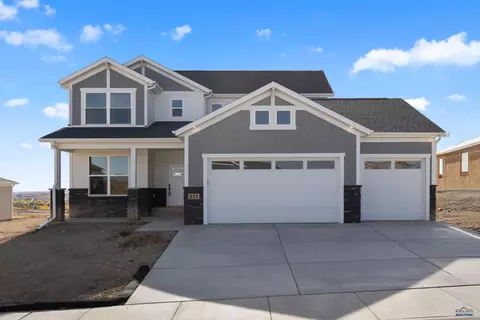 233 Isaac St, Rapid City, SD 57703