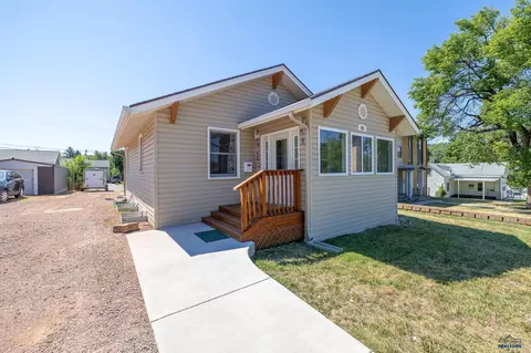 721 Fairview Dr, Rapid City, SD 57701