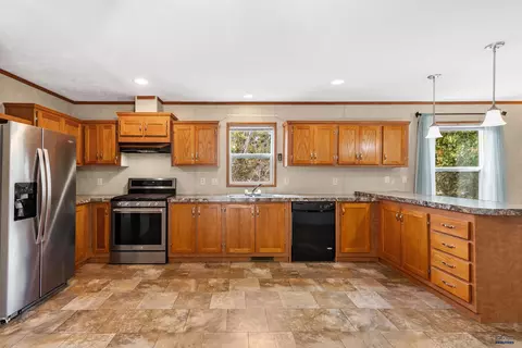 502 Valley Dr, Philip, SD 57567 photo 11