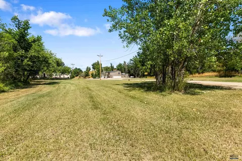 502 Valley Dr, Philip, SD 57567 photo 24