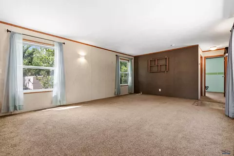 502 Valley Dr, Philip, SD 57567 photo 5
