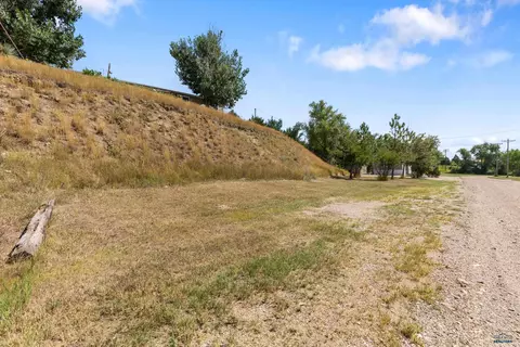502 Valley Dr, Philip, SD 57567 photo 28