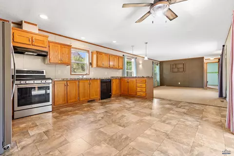 502 Valley Dr, Philip, SD 57567 photo 12