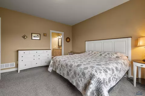2231 Malibu Loop, Sturgis, SD 57785 photo 15
