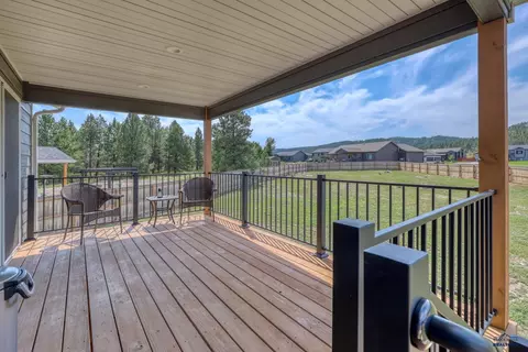 8145 Foley Dr, Summerset, SD 57769 photo 2