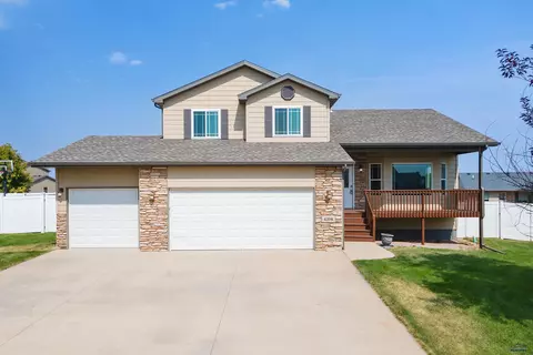 4316 Donegal Way, Rapid City, SD 57702