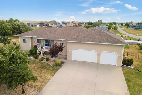 22978 Morninglight Dr, Rapid City, SD 57703
