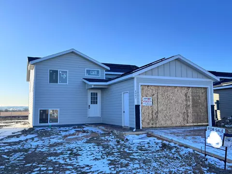 4047 Haralson Ln, Rapid City, SD 57703