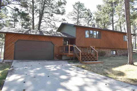 7324 Pinon Jay Cir, Rapid City, SD 57702