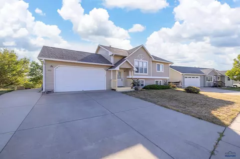 955 Sitka, Rapid City, SD 57701