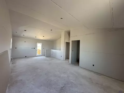 582 Denali Dr, Box Elder, SD 57719 photo 7