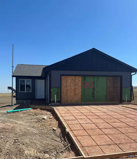 582 Denali Dr, Box Elder, SD 57719 photo 2