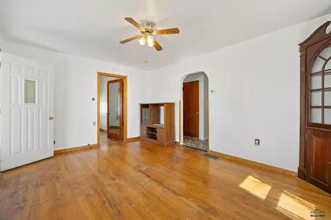 608 Norris, Wall, SD 57790 photo 7