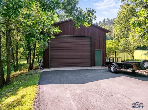 194 Pine Cone Ave, Spearfish, SD 57783 photo 2